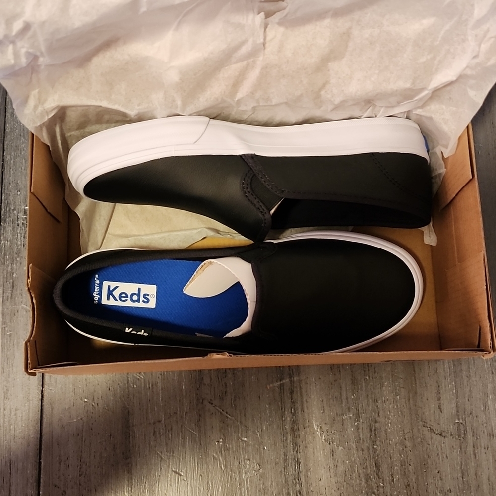 Keds Double Decker Black Leather size 6 Womens. NWT and Box